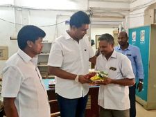 ஆக்கிரமிப்பை ஆய்வு செய்ய வரமறுத்த விஏஓ.. தாம்பூலம் வைத்து அழைத்த திமுக எம்எல்ஏ டிஆர்பி ராஜா 