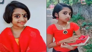 டிக் டாக் பிரபலம் ஆருணி... பலரின் நெஞ்சங்களில் இடம்பிடித்தவர்.. கேரளாவில் திடீர் மரணம் 