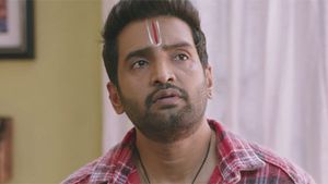 கலாய்க்கிறதுக்கு லிமிட் இல்லையா... நடிகர் சந்தானத்திற்கு எதிராக பிராமணர் சங்கம் போலீசில் புகார் 