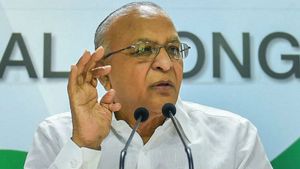 மத்திய அமைச்சராக அம்பானி குழுமங்களை ஆட்டம் காண வைத்த முதுபெரும் தலைவர் ஜெய்பால் ரெட்டி 