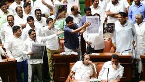 வர முடியாது.. மேலும் 4 வாரம் அவகாசம் வேண்டும்.. கர்நாடக சபாநாயகருக்கு அதிருப்தி எம்எல்ஏக்கள் கடிதம் 