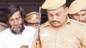 கோர்ட் கதவு, ஜன்னல் மூடப்பட்ட நிலையில்.. மாஜிஸ்திரேட்டிடம் முகிலன் ரகசிய வாக்குமூலம்.. 2 மணி நேரம்! 