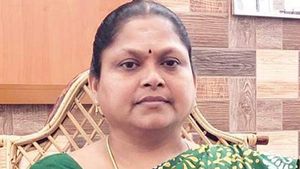 அப்படி என்னங்க  பண்ணிட்டாரு அவரு.. என்ன நடக்குது இந்த நாட்டுல.. கதறி கேட்ட முகிலன் மனைவி பூங்கொடி 