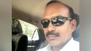 சாமிக்கு பலி கொடுக்கும் இடத்தில்.. திமுக பிரமுகர் படுகொலை.. நடுங்க வைக்கும் தூத்துக்குடி சம்பவம் 