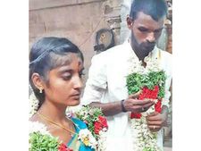 மீண்டும் ஒரு ஆணவ கொலை.. தூத்துக்குடியில்.. கண்மூடித்தனமாக வெட்டி போட்ட கும்பல்! 