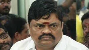 ஆட்சியை கலைக்க நினைத்தால் தூக்கிபோட்டு மிதித்துவிடுவோம்.. ஸ்டாலினுக்கு அமைச்சர் கடும் எச்சரிக்கை 