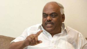 கர்நாடகா: அதிருப்தி எம்எல்ஏக்கள் ராஜினாமா கடிதங்களை ஏற்க முடியாது.. சபாநாயகர் ஒரே போடு 