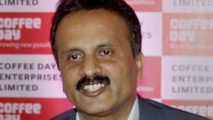 எல்லாம் சரி.. முக்கிய விஷயத்தை போலீஸ் மறைப்பது ஏன்? சித்தார்த் மாயத்திற்கு பின்னிருக்கும் மர்மம்! 