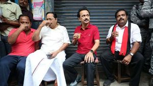அதிமுக எம்.பி. கூனி குறுகி இருப்பார்.. கதிர் ஆனந்த் கேள்வி கேட்பார்.. வேலூரில் ஸ்டாலின் பிரச்சாரம் 