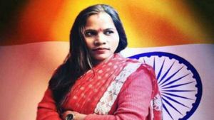 முஸ்லிம் பெண்களை தெருவில் கற்பழித்து தூக்கிலிடுங்கள்.. பாஜக பெண் தலைவர் அசிங்க பேச்சு.. சஸ்பெண்ட்! 