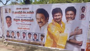 உதயநிதி ஸ்டாலினுக்கு திராவிட புதல்வன் பட்டம்- ரசிகர்கள் அதிரடி! 