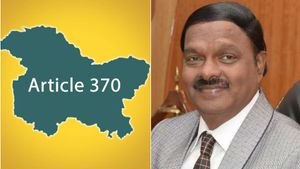 வேலூர் தேர்தல் அன்று வெளியான '370 ரத்து அறிவிப்பு'.. ஏசி சண்முகத்தின் பெரும் சோக பின்னணி 
