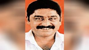 ஷாக்.. வாழவே விட மாட்டீங்களா.. பெற்ற தகப்பனை கம்பாலேயே அடித்து கொன்ற மகள்.. காதலனும் உடந்தை! 