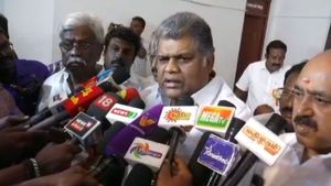 உள்ளாட்சித் தேர்தலிலும் எங்கள் கூட்டணி தொடரும்.. ஜிகே வாசன் அதிரடி! 