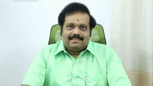 வேலூர் பக்கமே செல்லவில்லையே.. கனிமொழி ஏன் பிரச்சாரம் செய்யவில்லை.. கதிர் ஆனந்த் அளித்த பதில்! 