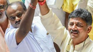 ஆட்சியை இழந்த கையோடு அடித்துக் கொள்ளும் காங்கிரஸ்-மஜத.. உடைகிறதா கூட்டணி? 