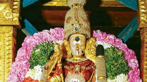 ஆவணி மூலம் திருவிழா திருவிளையாடல் : கருங்குருவிக்கு உபதேசம் செய்த சிவன்