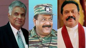 பிரபாகரன் பெயரை பயன்படுத்தி ஓட்டு கேட்க வெட்கமாக இல்லையா? ராஜபக்சே மீது ரணில் தாக்கு 