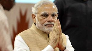 அத்தி வரதரை தரிசிக்க பிரதமர் மோடி வருகிறாரா... எப்போதும் இல்லாத பக்தர்கள் கூட்டம் 