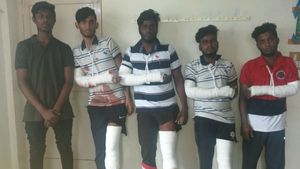 திருத்தணியில் ஹோட்டலில் வாலிபால் வீரர் படுகொலை.. 5 பேர் கைது!.. கொலைக்கான பகீர் பின்னணி.. 