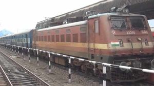 நாகர்கோவில் வந்த கிருஷ்ணவேணி.. ஓடும் ரயலில் 35 பவுன் நகை, ரூ. 1.5 லட்சம் பணம் கொள்ளை