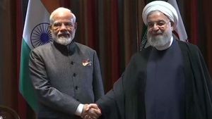 அமெரிக்கா கோபம் பற்றி எங்களுக்கென்ன.. நியூயார்க்கில் ஈரான் அதிபரை சந்தித்து பேசிய மோடி 
