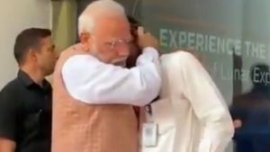 கண்ணீர் மல்கிய இஸ்ரோ தலைவர் சிவன்.. வாரி அணைத்து, தட்டி கொடுத்து மோடி ஆறுதல்.. உணர்ச்சி மிகு வீடியோ 