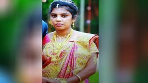 பிறக்க போற குழந்தையை பார்க்க ஆசையாக இருந்த விஜின்.. மெர்லினுக்கு நடந்த சோகம்..! 