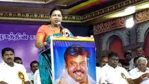 தமிழகத்தில் தர்மபிரபுவின் ஆட்சி மலர்ந்தே தீரும்.. திருப்பூரில் பிரேமலதா பேச்சால் அதிமுக அதிர்ச்சி 