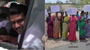 செந்தில் பாலாஜி எங்கே.. 3 சென்ட் நிலம் எங்கே.. திமுக எம்எல்ஏக்களை முற்றுகையிட்ட மக்கள்.. பரபரப்பு! 