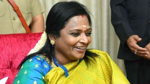 ஆளுநராகிய பிறகு முதன்முறையாக தமிழகம் வருகிறார் தமிழிசை...! 