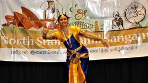 பட்டாசு வெடிக்க.. கலை நிகழ்ச்சிகள் கலகலக்க.. சிட்னியைக் கலக்கிய தமிழ் தீபாவளி! 
