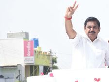 இரட்டை இலையில்..  மாம்பழத்தோடு.. முரசுகொட்டி விக்கிரவாண்டியில் முதல்வர் 3 நாள் பிரச்சாரம் 