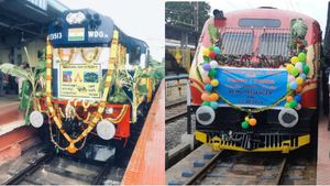 கோவை- பழனி புதிய ரயில் உள்பட தமிழகத்தில் மூன்று புதிய ரயில் சேவைகள் தொடங்கியது