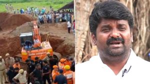 ஆக்சிஜன் கொடுத்து இருக்கோம்.. ஆனால் என்ன நடக்கிறது என்று தெரியவில்லை.. அமைச்சர் விஜய் பாஸ்கர்! 