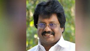 2-வது மனைவி மீது சந்தேகம்.. துப்பாக்கியால் சுட்டு மிரட்டிய திமுக மாஜி எம்எல்ஏ.. 3 வருடம் ஜெயில்! 