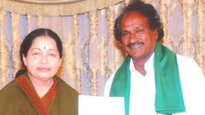 விவசாயம் செய்யப் போன இடத்தில் விஷ வண்டு கடித்து.. அதிமுக பிரமுகர் பரிதாப மரணம்