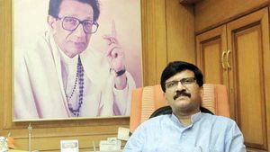 யாருங்க இந்த சஞ்சய் ராவத்.. நமக்கே பார்க்கணும் போல இருக்கே! 