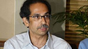 பெரிய பிரச்சனையாக முடியும்.. பாஜக - சிவசேனாவை எச்சரிக்கும் ஆர்எஸ்எஸ்.. முதல்முறை கருத்து! 