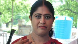 கட்சி நிகழ்ச்சிகளுக்கு கல்தா கொடுக்கும் விஜயதரணி எம்.எல்.ஏ... நிர்வாகிகள் புலம்பல் 