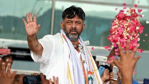 என்னை தூக்கி உள்ளே போட்டவர்களை மறக்க மாட்டேன்.. அதுக்குதான் இந்த தாடி.. அதிர வைத்த டிகே சிவக்குமார் 