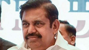 ஸ்டாலின் சொந்தமாக பேசுவதாக தெரியவில்லை.. யாரோ எழுதி தருகிறார்கள்.. முதல்வர் பழனிச்சாமி 