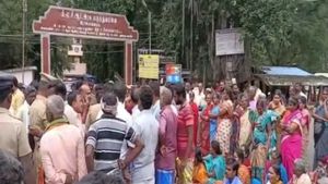 'நீ எல்லாம் உயிரோட வாழணுமா' திட்டிய மாமியார்.. விபரீத முடிவெடுத்த அஸ்வினி.. அலறிய குழந்தைகள் 