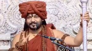 நித்தியானந்தாவுக்கு எதிராக ப்ளூ கார்னர் நோட்டீஸ் - கர்நாடகா சிஐடி போலீஸ் அதிரடி நடவடிக்கை 
