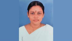 ஆயிரம் ரூபாய் லஞ்சம்.. அசிங்கப்பட்டு சஸ்பெண்ட் ஆகி.. உயிரை விட்ட நர்ஸ் கார்த்திகா! 