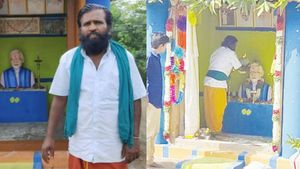 ஆச்சரியம்.. ஆனால் உண்மை.. தாமரை மலருதோ இல்லையோ.. மோடிக்கு கோவில் கட்டிருச்சு தமிழ்நாடு! 