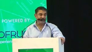 50 வாரங்கள்தான்.. உங்கள் சக்தியை காட்டுவதற்கான நேரம் வருகிறது.. மதுரையில் கமல்ஹாசன் அதிரடி பேச்சு 