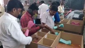 ஒரே ஒரு ஓட்டு.. ஸ்ரீவைகுண்டத்தில் அசத்திய அதிமுக வேட்பாளர் சுந்தரி.. மணி செல்வி ஷாக் 