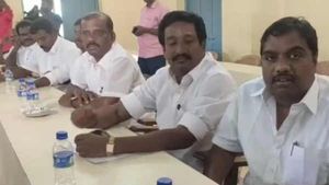 திருச்சி மாவட்ட உள்ளாட்சி திமுக வசம்.. மொத்தமாக அள்ளியது 