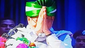 போதும் நிறுத்துங்க.. பொது மேடையில் திடீரென்று கையெடுத்து கும்பிட்ட நிதிஷ் குமார்.. ஏன் தெரியுமா? 
